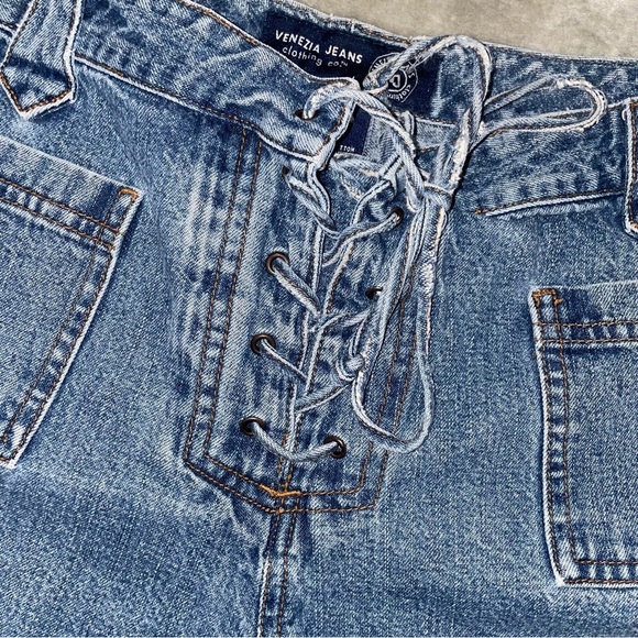 Vintage Venezia Lace-Up Denim Jean Shorts Y2K Style Size 18 - Picture 2 of 7